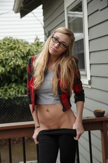 Kendra Sunderland naga gwiazda archiwum