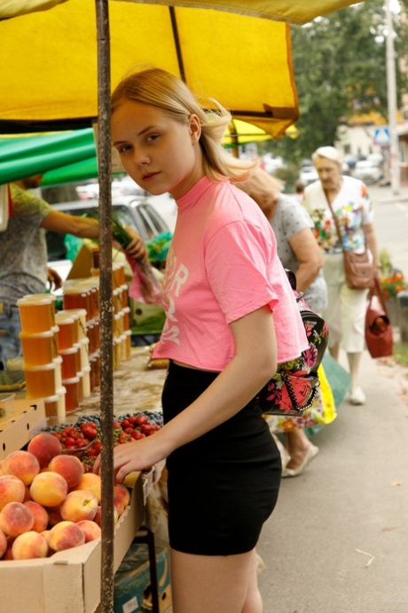 Emily Cutie gorący model kolekcja